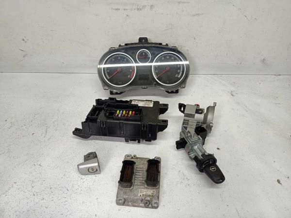 BOITIER COMPLET OPEL CORSA D 1.2 ESSENCE CODE Z12XEP - Vue 1